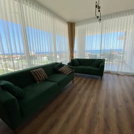 On The Sea Apartment *